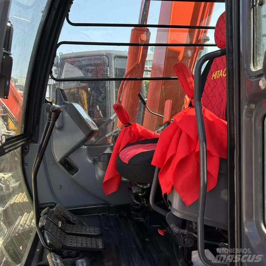 Hitachi ZX 70 Lánctalpas kotrók