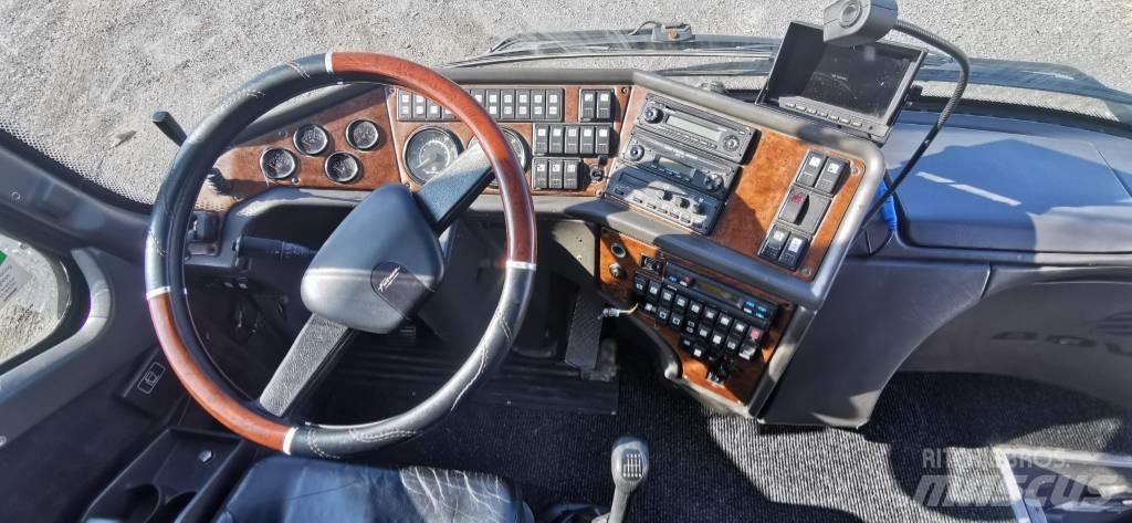 Bova F14  Autorulota Lakóautó és lakókocsi