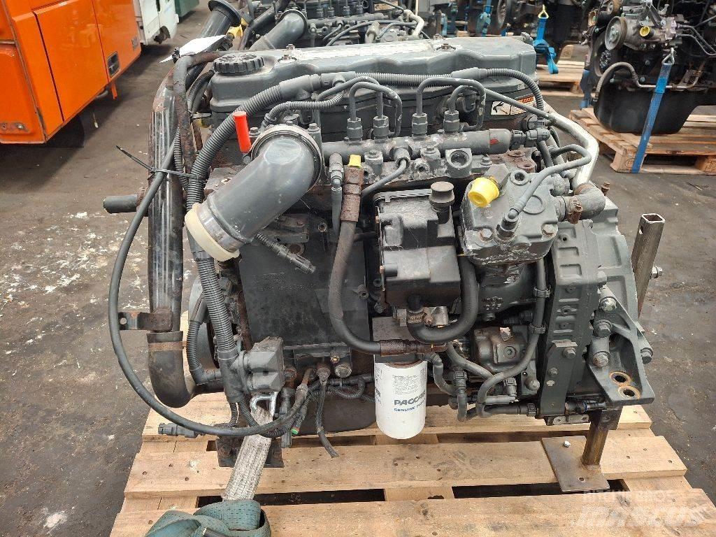 DAF FR136U2 Motorok