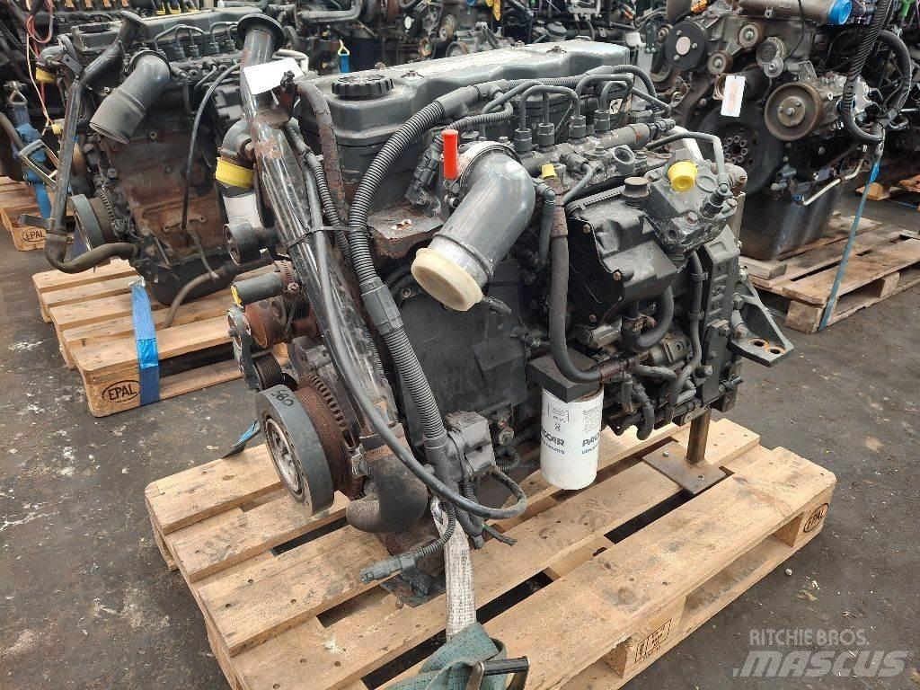 DAF FR136U2 Motorok