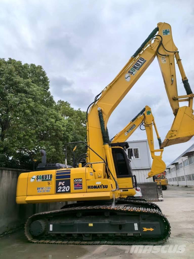 Komatsu PC 220-8 Közepes (midi) kotrók 7 t - 12 t