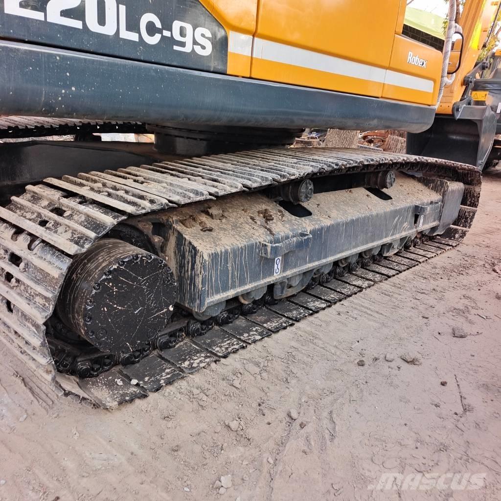 Hyundai 220LC-9S Lánctalpas kotrók