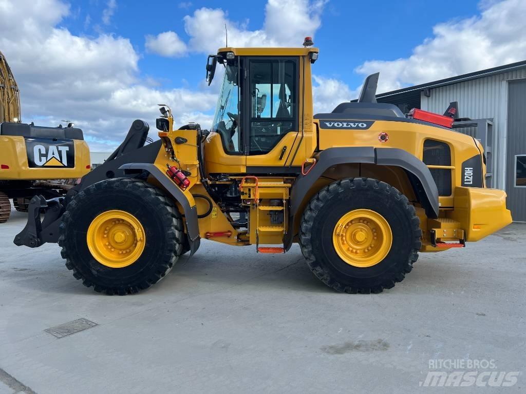 Volvo L 120 H Gumikerekes homlokrakodók