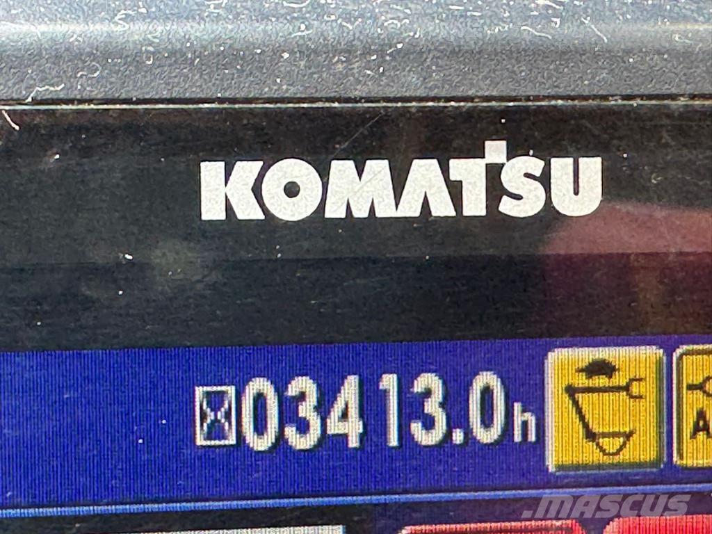 Komatsu PW180-11 Gumikerekes kotrók