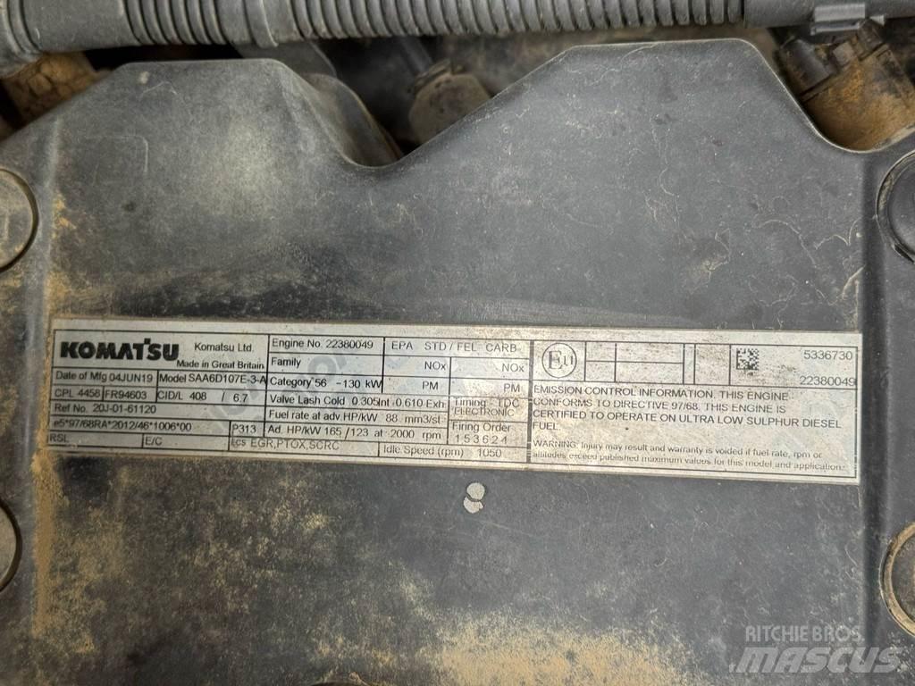 Komatsu PW180-11 Gumikerekes kotrók