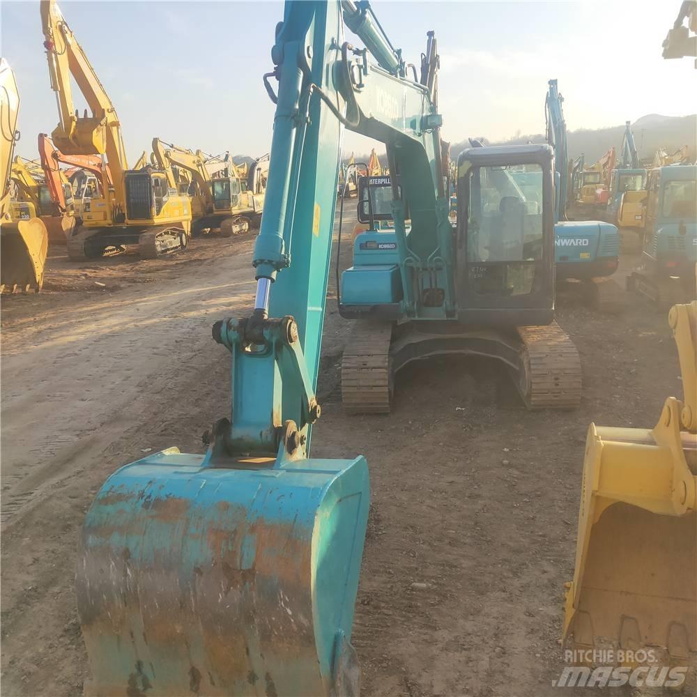 Kobelco SK 130 Lánctalpas kotrók