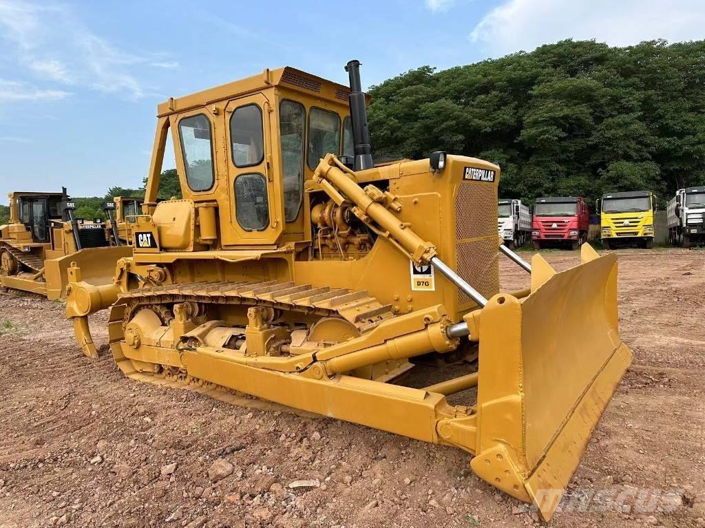 CAT D7G lánctalpas dózerek