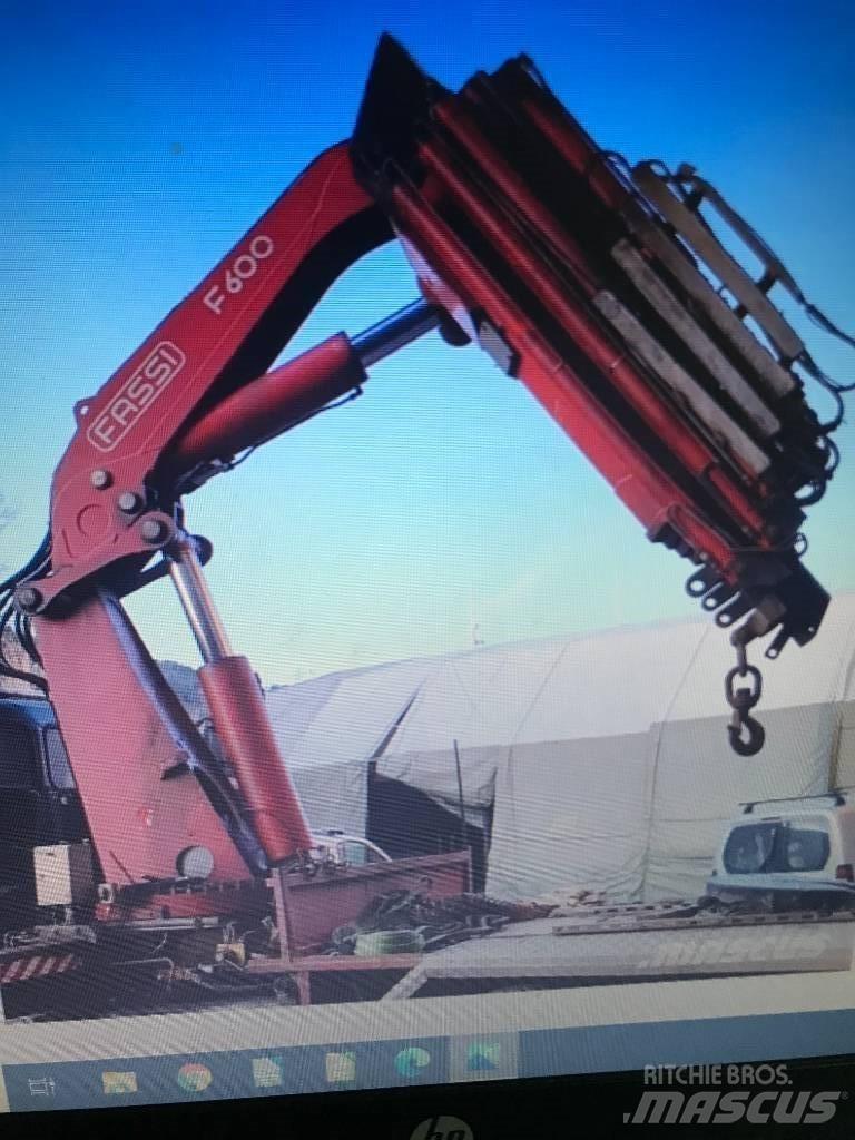 Fassi F600.27 Rakodó daruk