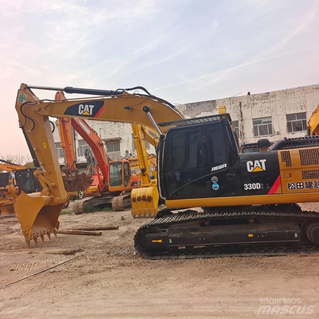 CAT 324DL Lánctalpas kotrók