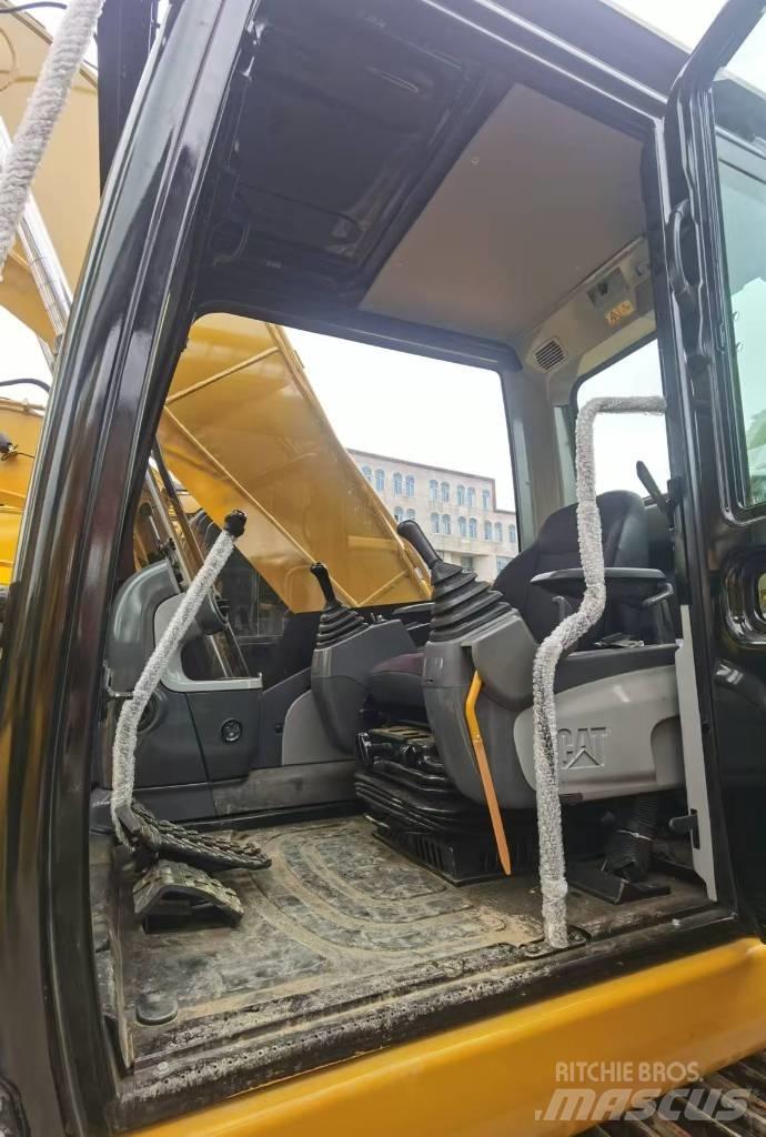 CAT 320 D Lánctalpas kotrók