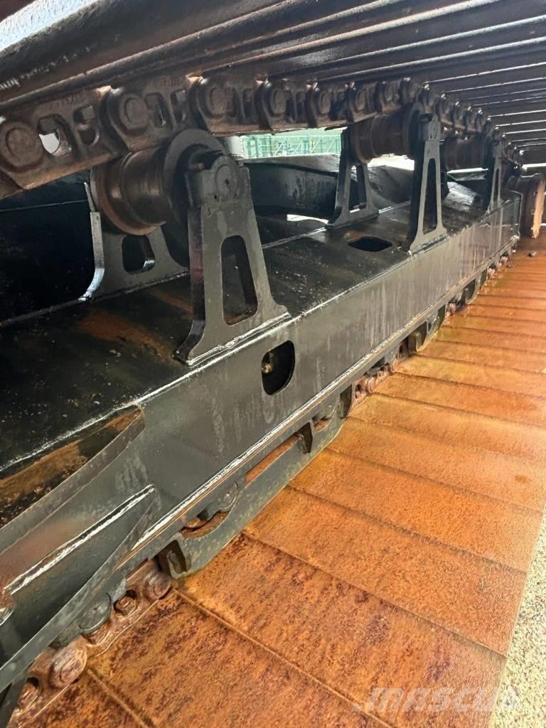 Hitachi ZX130LCN-6 Lánctalpas kotrók