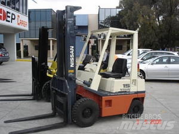 Nissan H01A18U Targoncák-Egyéb