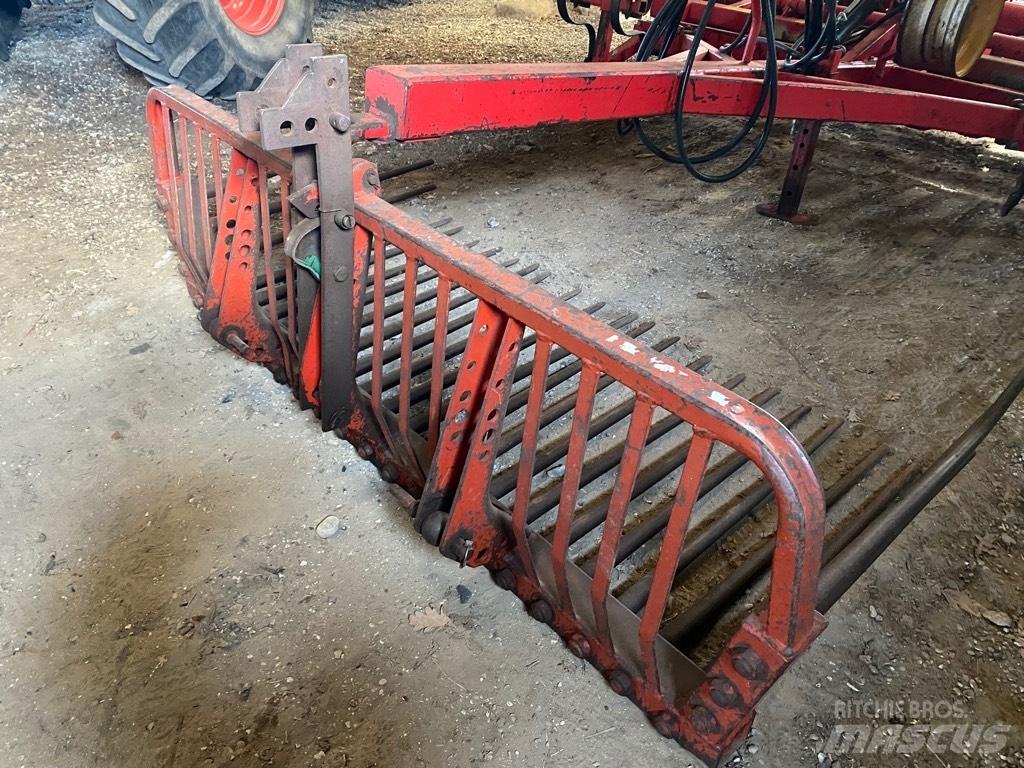  Stensvans kipbar Egyéb traktor tartozékok