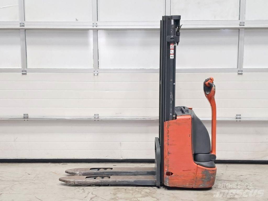 Linde L12 Gyalogkíséretű targonca
