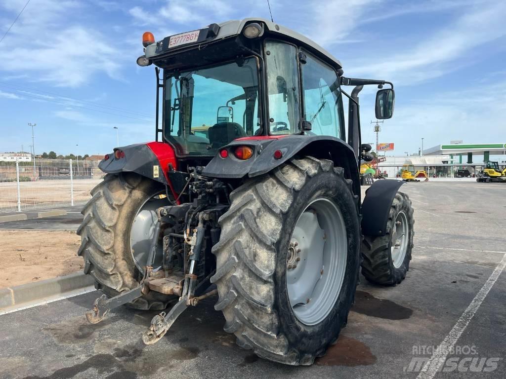 Massey Ferguson 5711 Traktorok