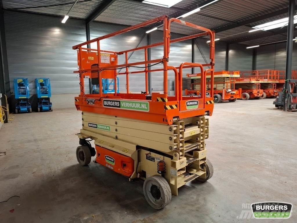 JLG 3246ES Ollós emelők