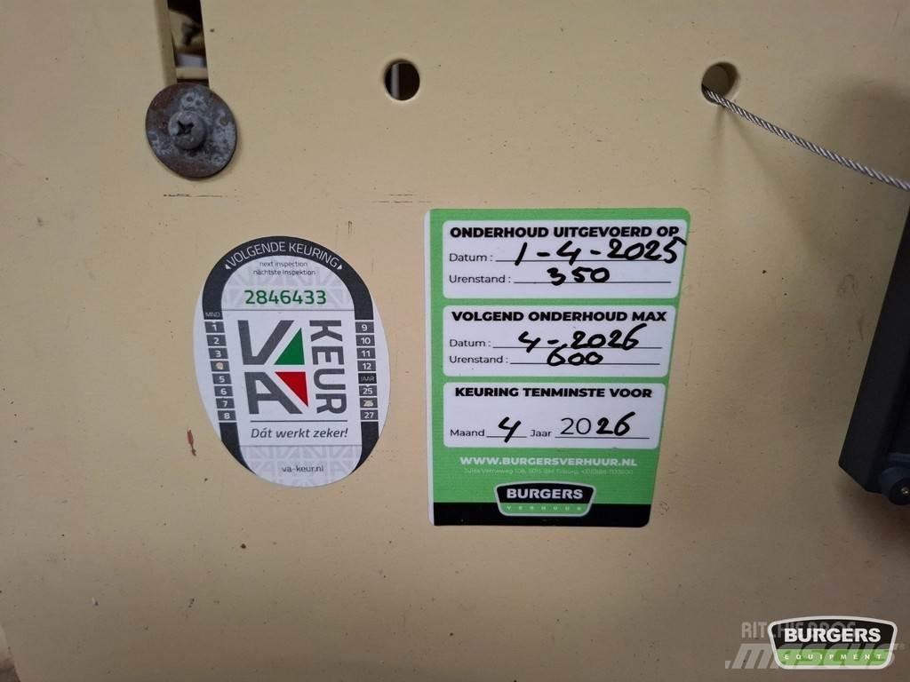 JLG 3246ES Ollós emelők