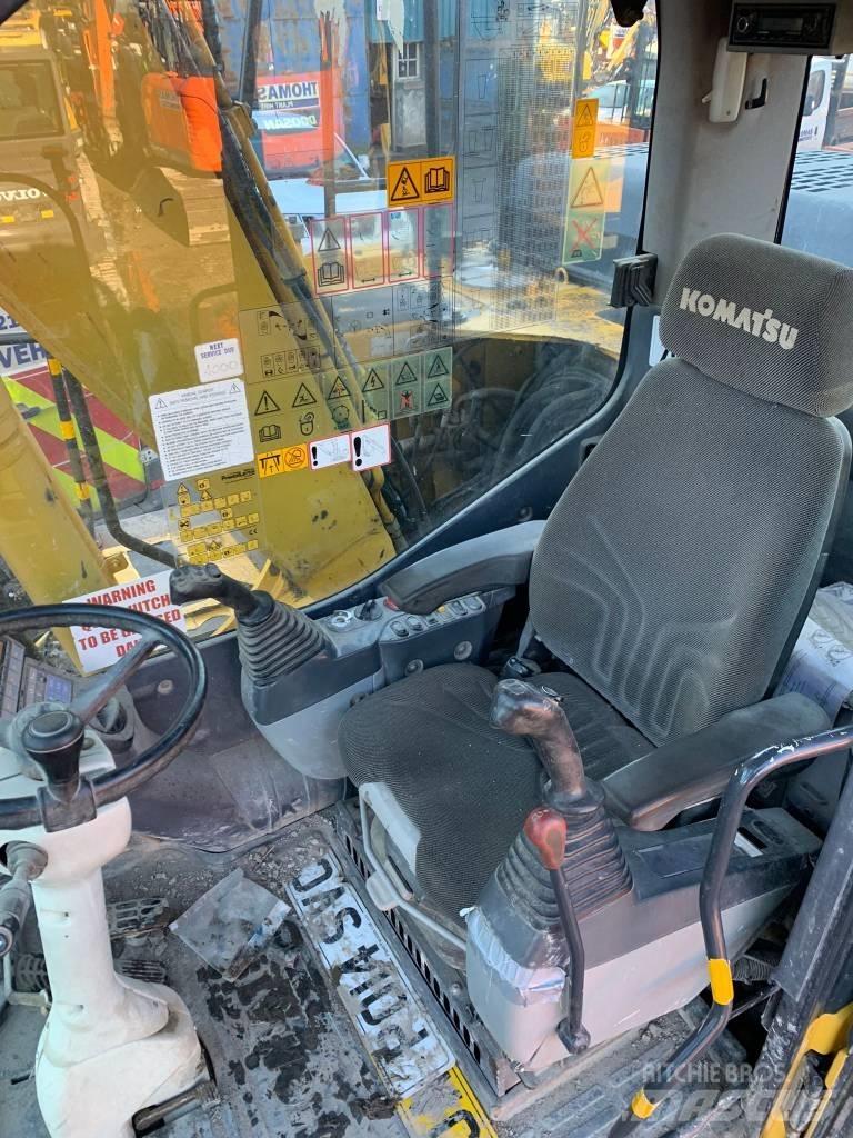 Komatsu PW 148-8 Gumikerekes kotrók