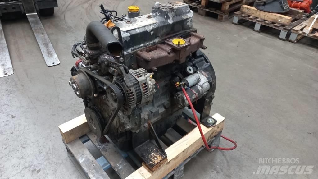Yanmar 4TNV98 Motorok