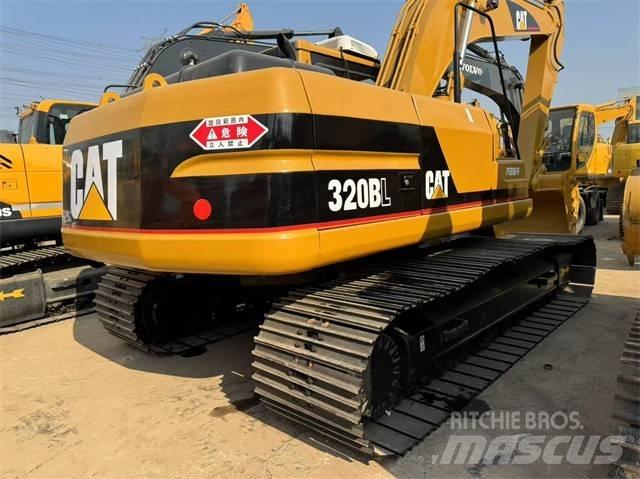 CAT 320 B L Lánctalpas kotrók