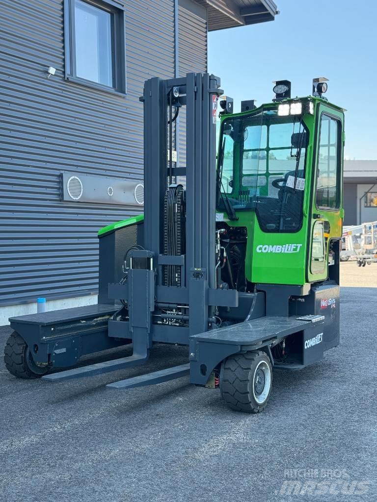 Combilift C 4000 ET Tolóoszlopos négyutas targonca