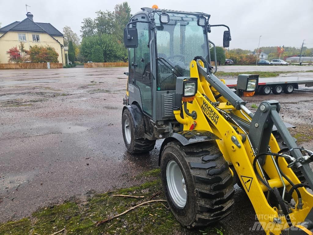 Wacker Neuson WL 25 Gumikerekes homlokrakodók