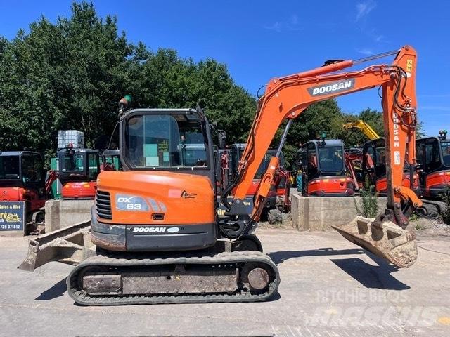 Doosan DX 63-3 Mini kotrók < 7t