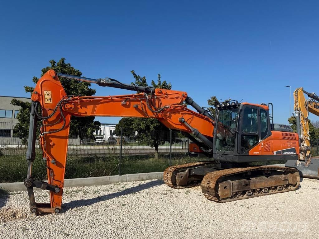 Doosan DX 235 NLC-5 Lánctalpas kotrók