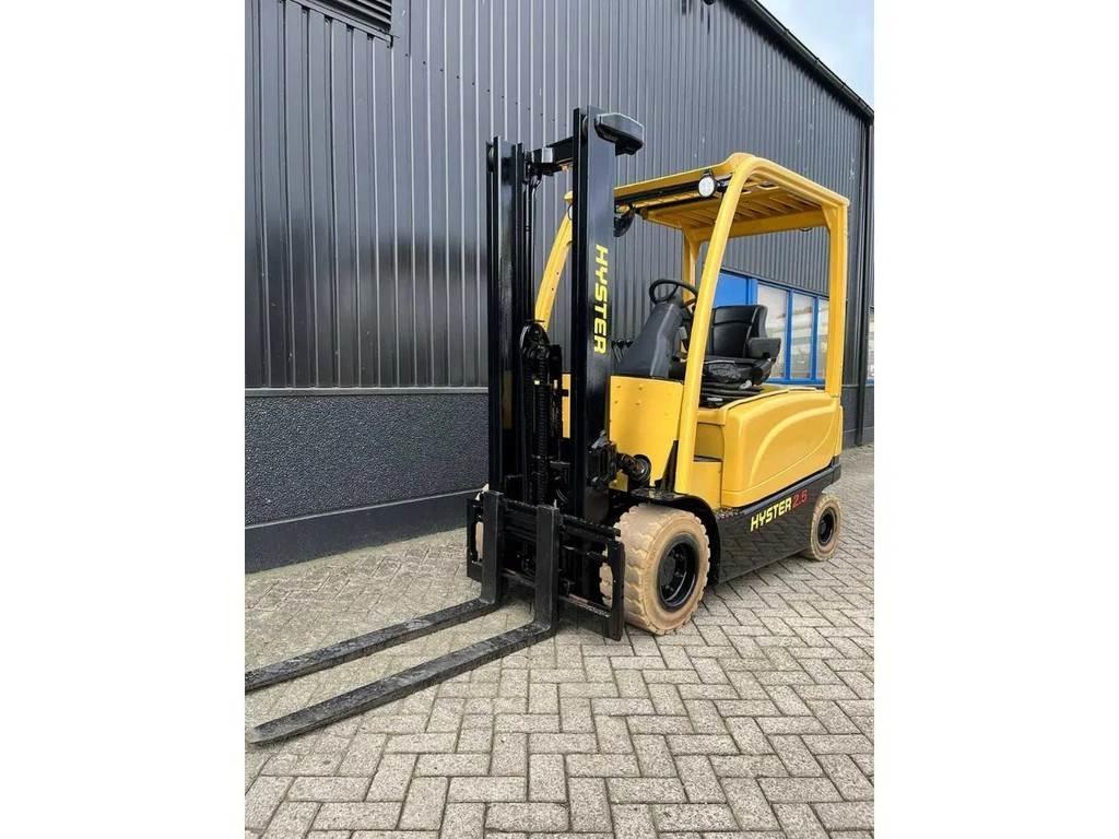 Hyster J2.5XN Elektromos targoncák
