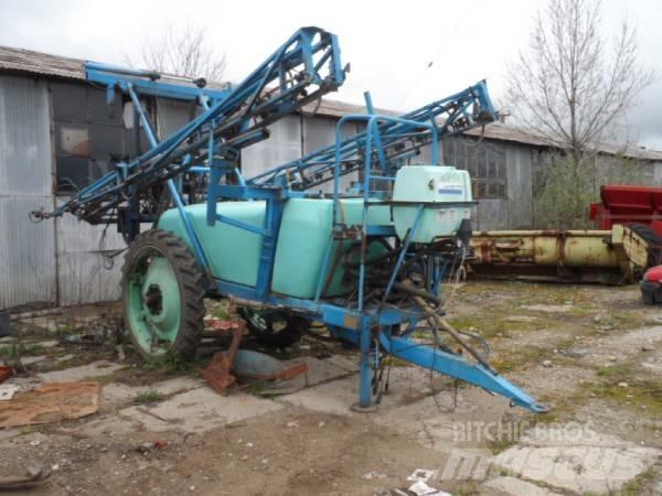 Berthoud Alba 2200 Vontatott trágyaszórók
