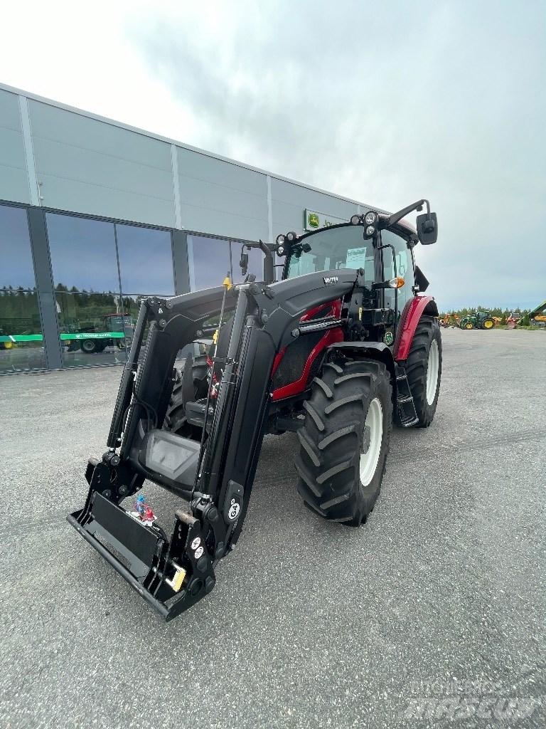 Valtra A105 Traktorok