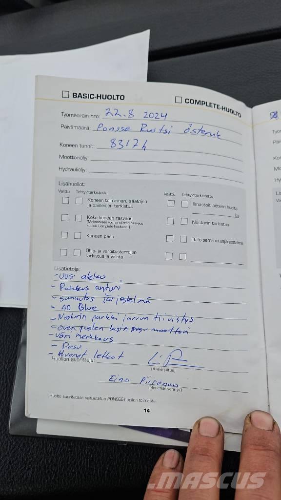 Ponsse ERGO 8W Betakarítók
