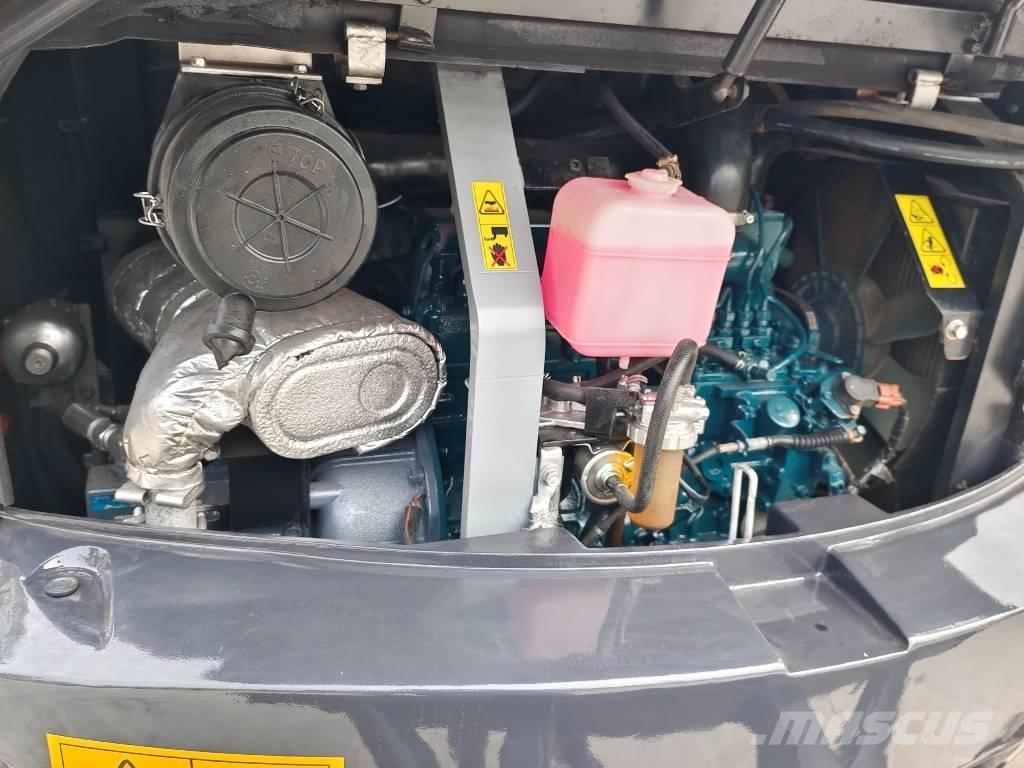 Kubota KX 060-5 Mini kotrók < 7t