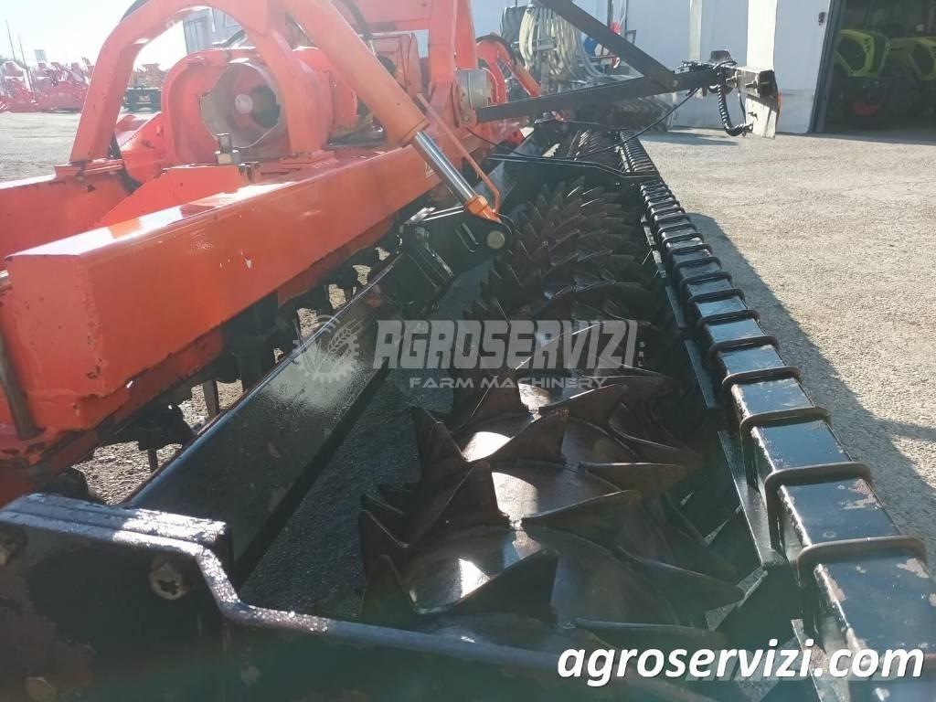 Maschio Aquila 5000 Kardánhajtású ekék és Forgó-boronák