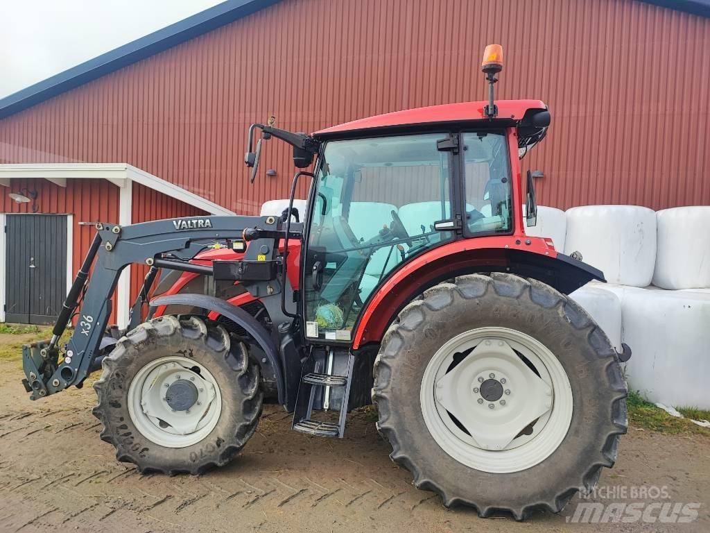 Valtra A 75 Traktorok