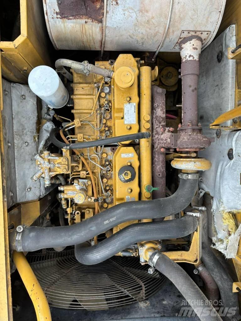 CAT 320 D L Lánctalpas kotrók