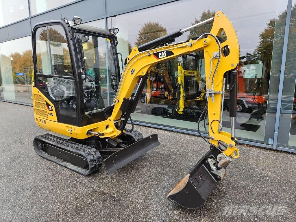CAT 301.7 D Mini kotrók < 7t
