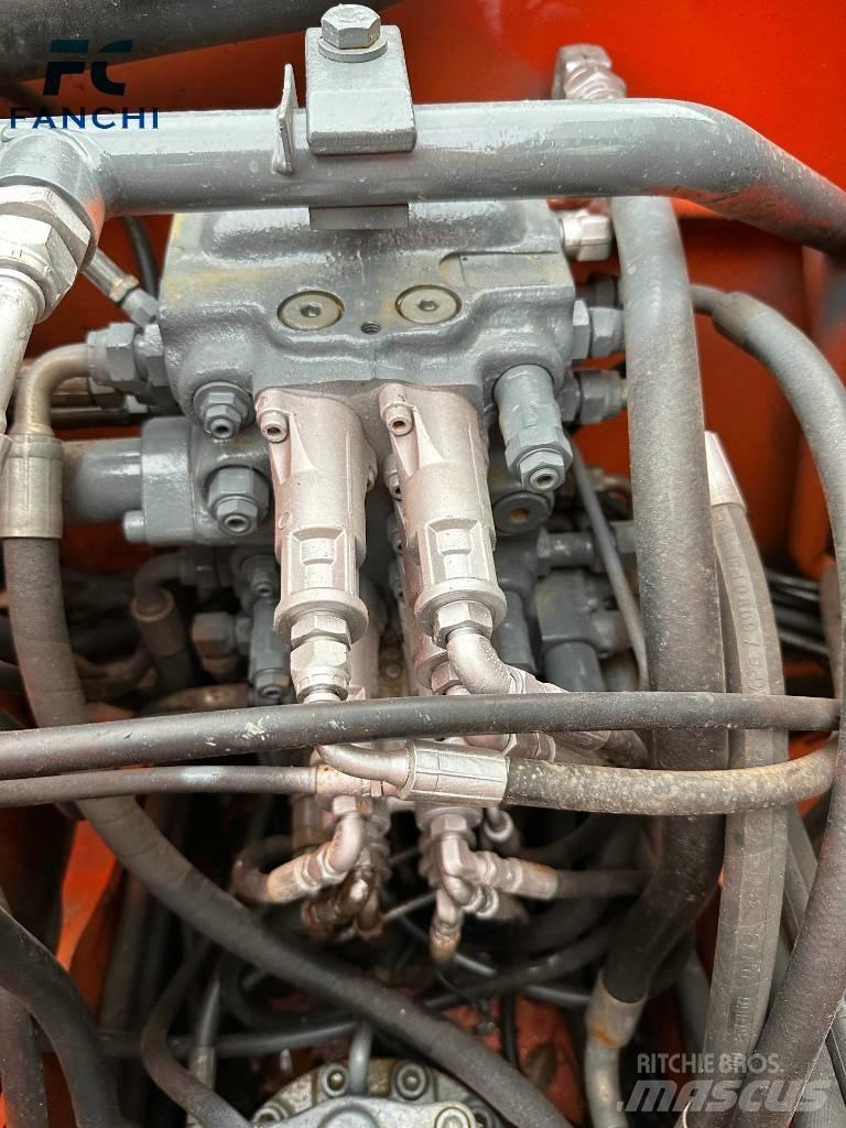 Hitachi ZX 70 Lánctalpas kotrók