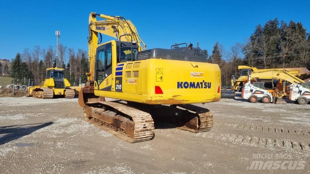 Komatsu PC 210 LC-11 Lánctalpas kotrók