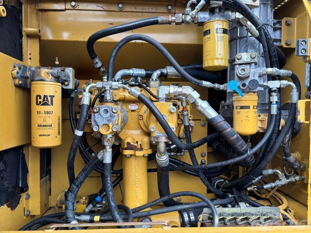 CAT 325 CL Lánctalpas kotrók