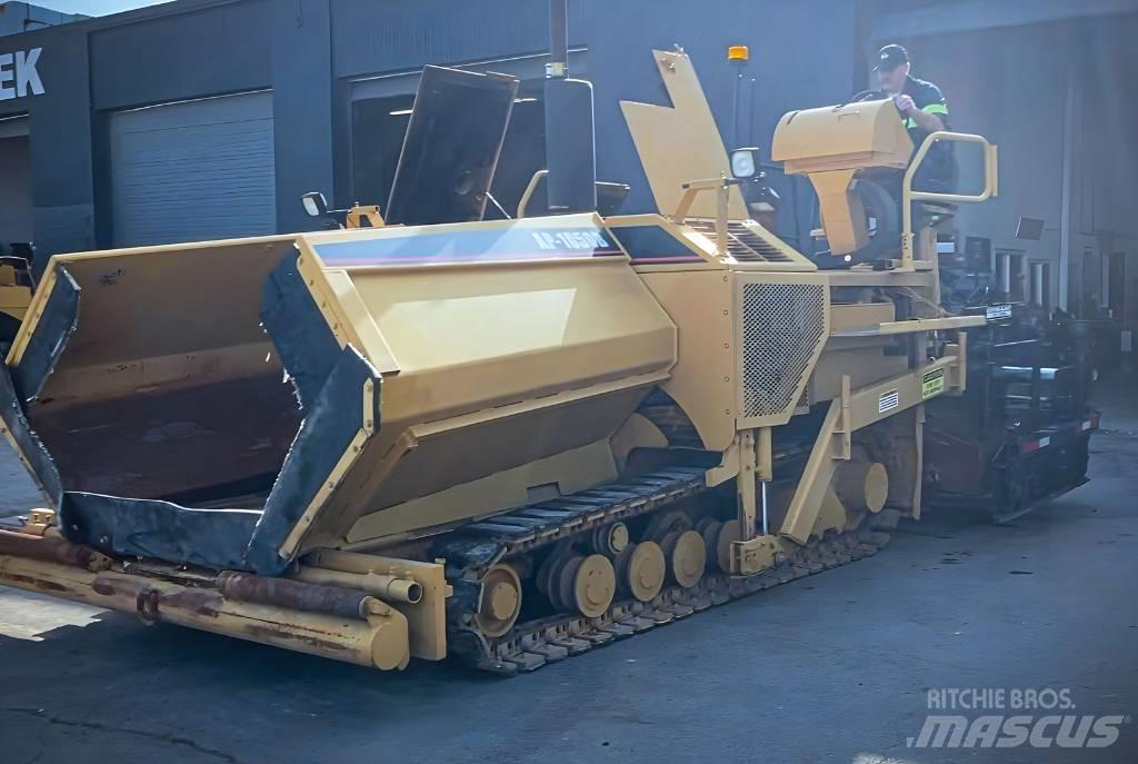 CAT AP 1050 B Aszfalt terítõ gépek