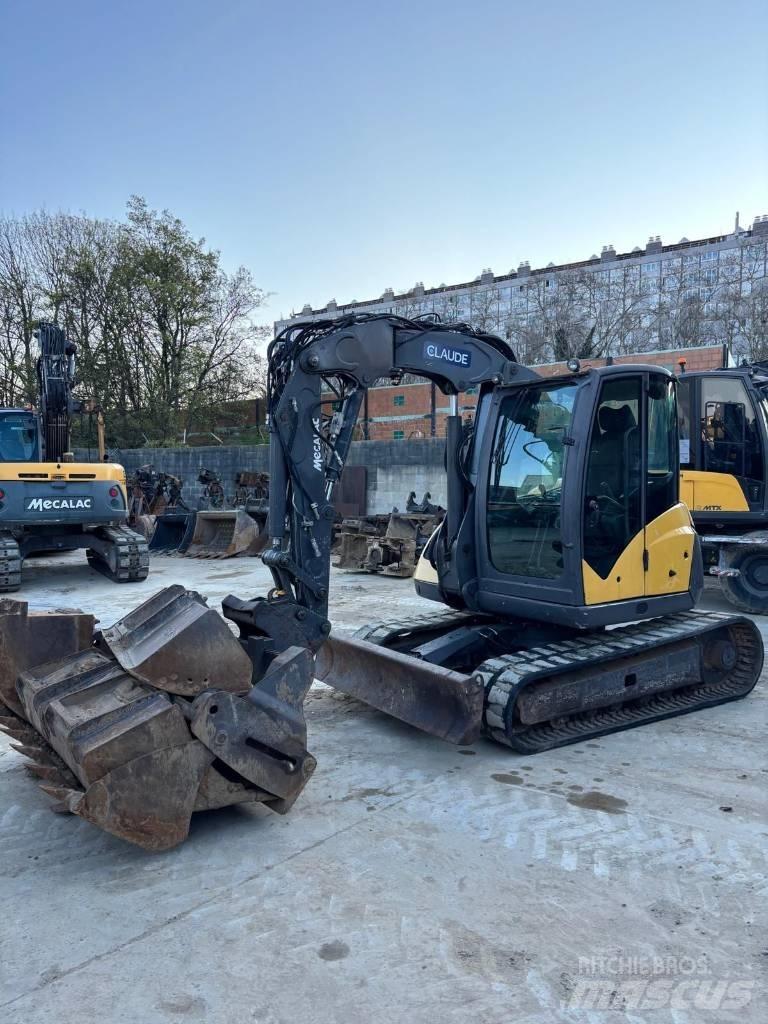 Mecalac 8 M CR Közepes (midi) kotrók 7 t - 12 t