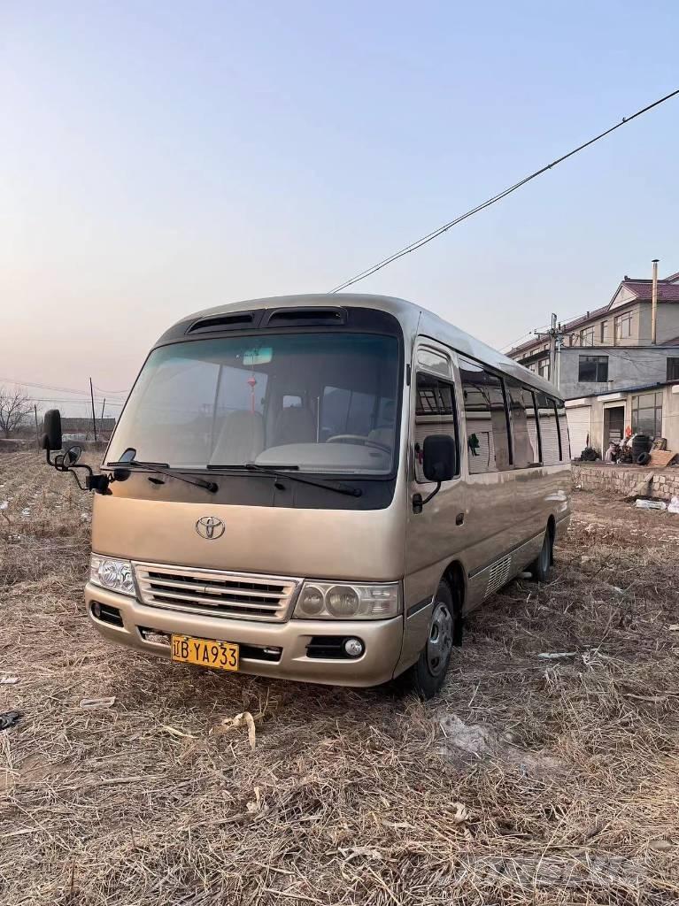 Toyota Coaster Bus Mini buszok