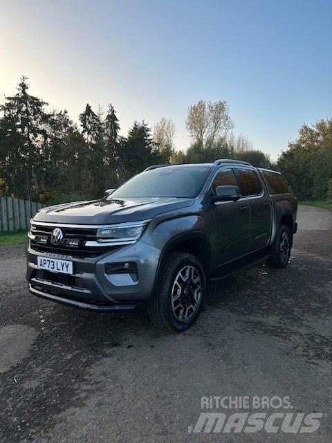 Volkswagen Amarok Kis teherszállító/Platós kocsi