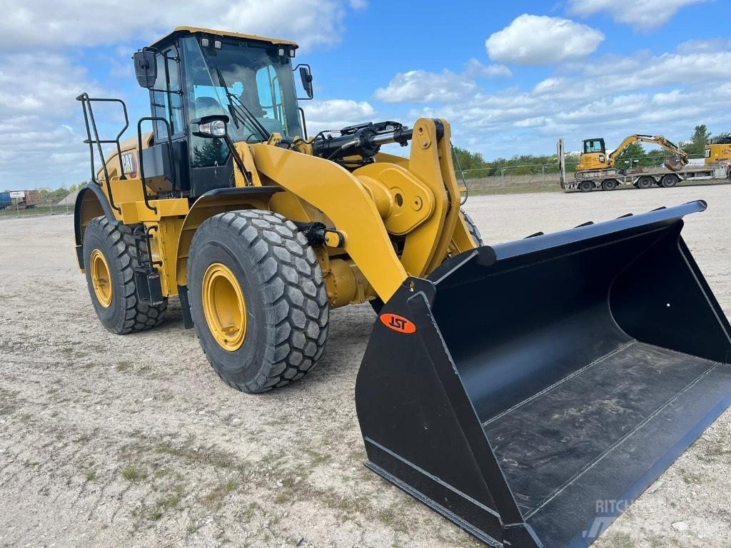 CAT 950 GC Gumikerekes homlokrakodók