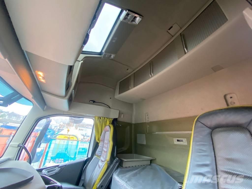 Volvo FH16 6X2 Dobozos teherautók