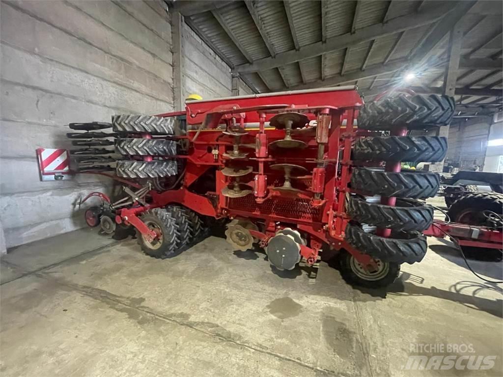 Horsch Pronto 4 DC Sorvetőgép
