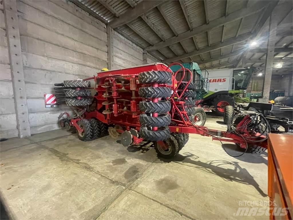 Horsch Pronto 4 DC Sorvetőgép