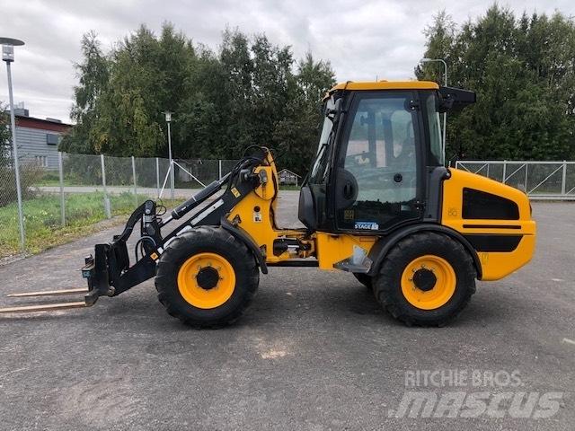 JCB 407 Gumikerekes homlokrakodók