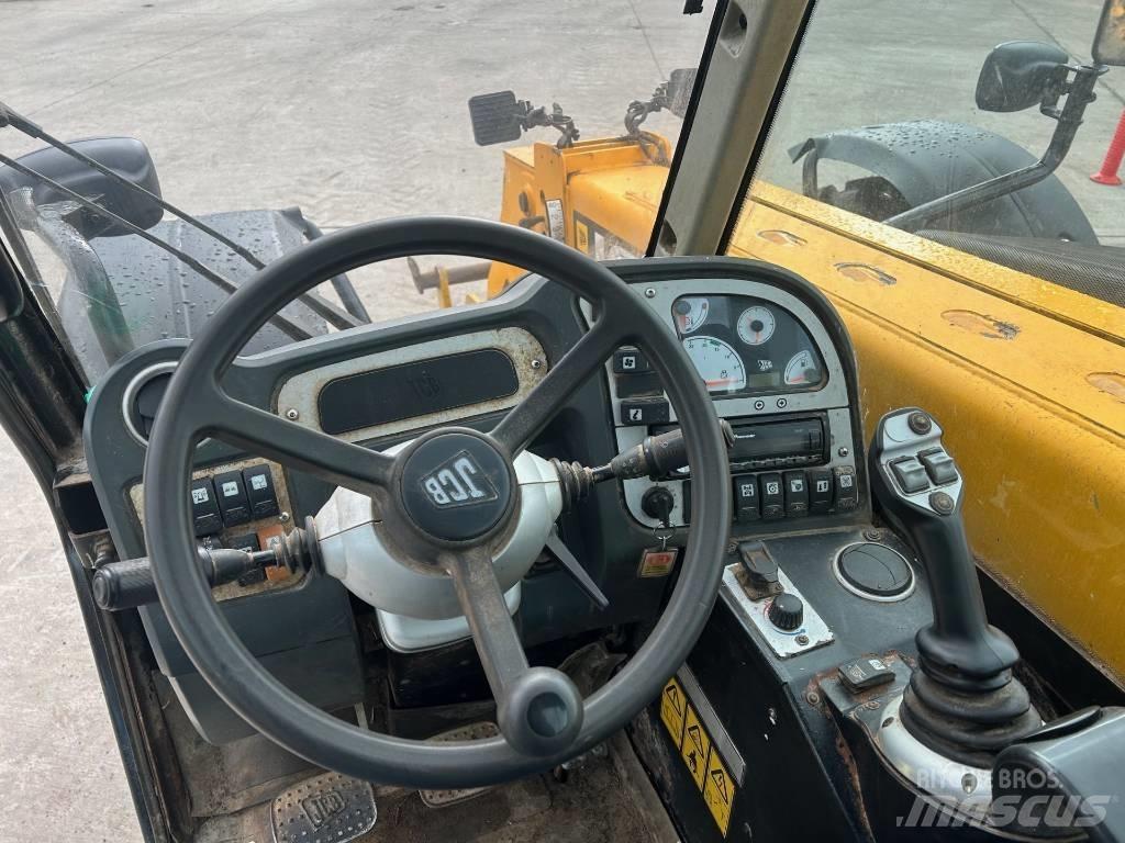 JCB 526-56 Agri Teleszkópos mezőgazdasági rakodók